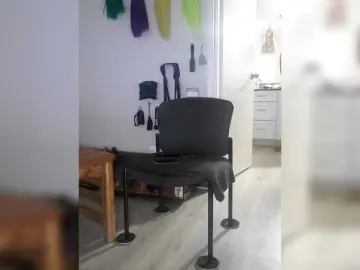 QueenAnitaDix  live sex cam