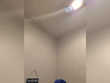 QueenAnitaDix  live sex cam