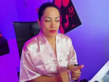 SkaterGal  live sex cam