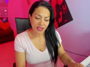 SkaterGal  live sex cam