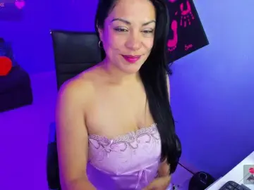 SkaterGal  live sex cam