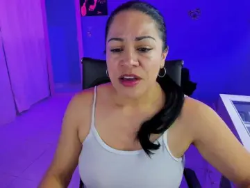 SkaterGal  live sex cam