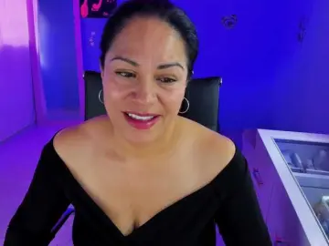 SkaterGal  live sex cam