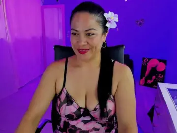 SkaterGal  live sex cam