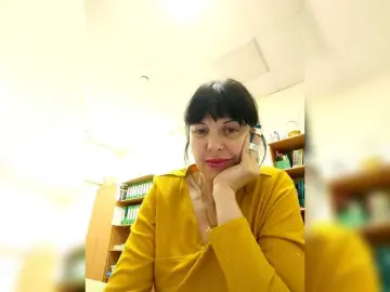 VikNika  live sex cam