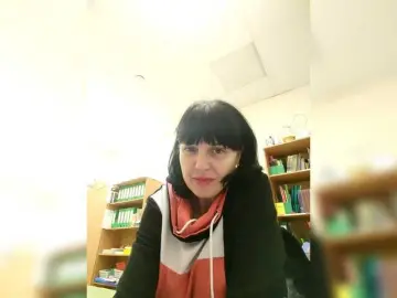 VikNika  live sex cam