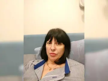 VikNika  live sex cam