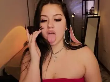 WalteraWhite  live sex cam