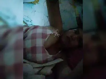 XXhornywetprincess99XX  live sex cam