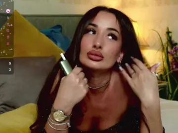 OutrageousOne  live sex cam