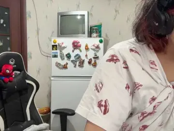 RavenLilleberg  live sex cam