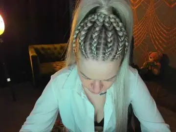 AnnaSnow  live sex cam