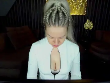 AnnaSnow  live sex cam