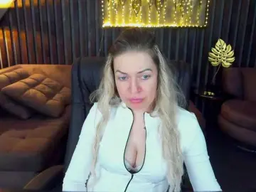AnnaSnow  live sex cam