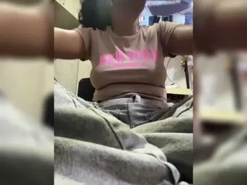 CarlyMonroee  live sex cam