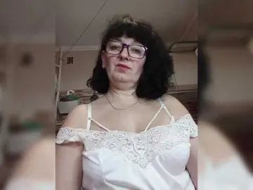 Danccee358  live sex cam