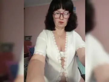 Danccee358  live sex cam