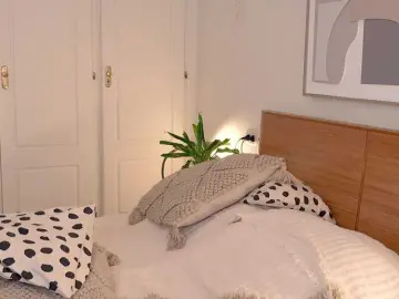 Helenahills  live sex cam