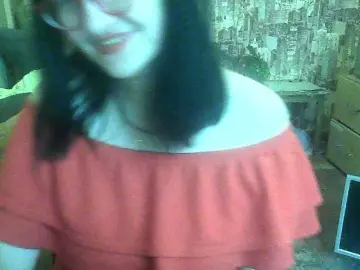 LynnYana  live sex cam