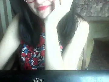 LynnYana  live sex cam
