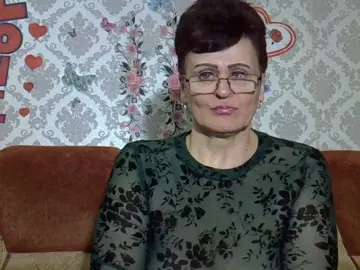 PaulaGolden  live sex cam