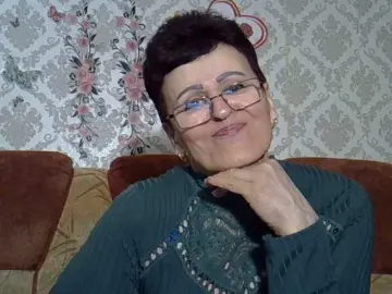 PaulaGolden  live sex cam