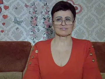 PaulaGolden  live sex cam