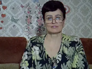 PaulaGolden  live sex cam