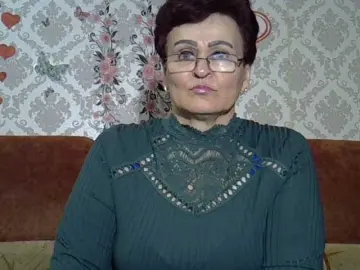 PaulaGolden  live sex cam