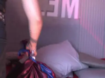 RomaHells  live sex cam