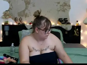 ElvinnaLaFrancaise  live sex cam