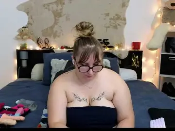 ElvinnaLaFrancaise  live sex cam