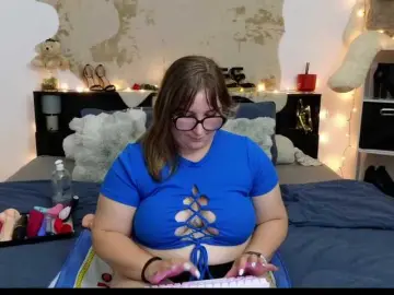 ElvinnaLaFrancaise  live sex cam