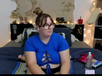 ElvinnaLaFrancaise  live sex cam