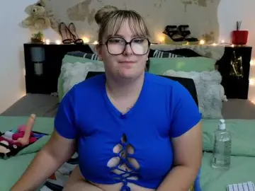 ElvinnaLaFrancaise  live sex cam