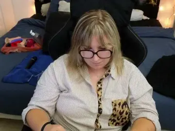 ElvinnaLaFrancaise  live sex cam