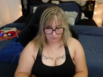 ElvinnaLaFrancaise  live sex cam