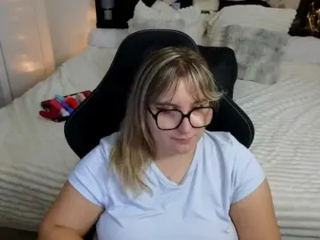 ElvinnaLaFrancaise  live sex cam