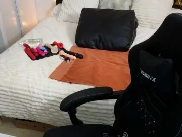 ElvinnaLaFrancaise  live sex cam