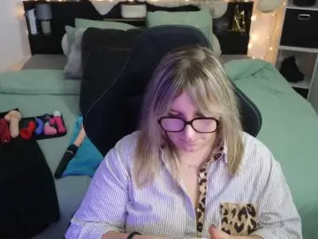 ElvinnaLaFrancaise  live sex cam