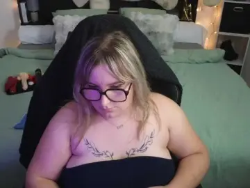 ElvinnaLaFrancaise  live sex cam