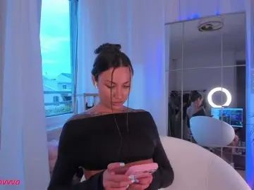 Foxe-Sailey  live sex cam