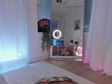 Foxe-Sailey  live sex cam