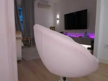 Foxe-Sailey  live sex cam
