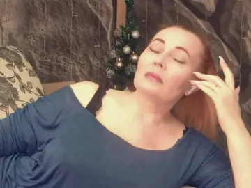 IvettaShine  live sex cam