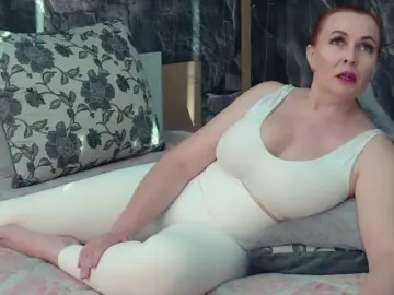 IvettaShine  live sex cam