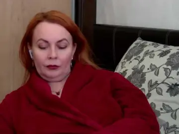 IvettaShine  live sex cam
