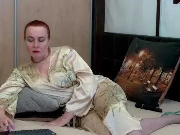 IvettaShine  live sex cam