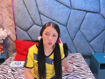 JulietaDiamond  live sex cam