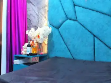 JulietaDiamond  live sex cam